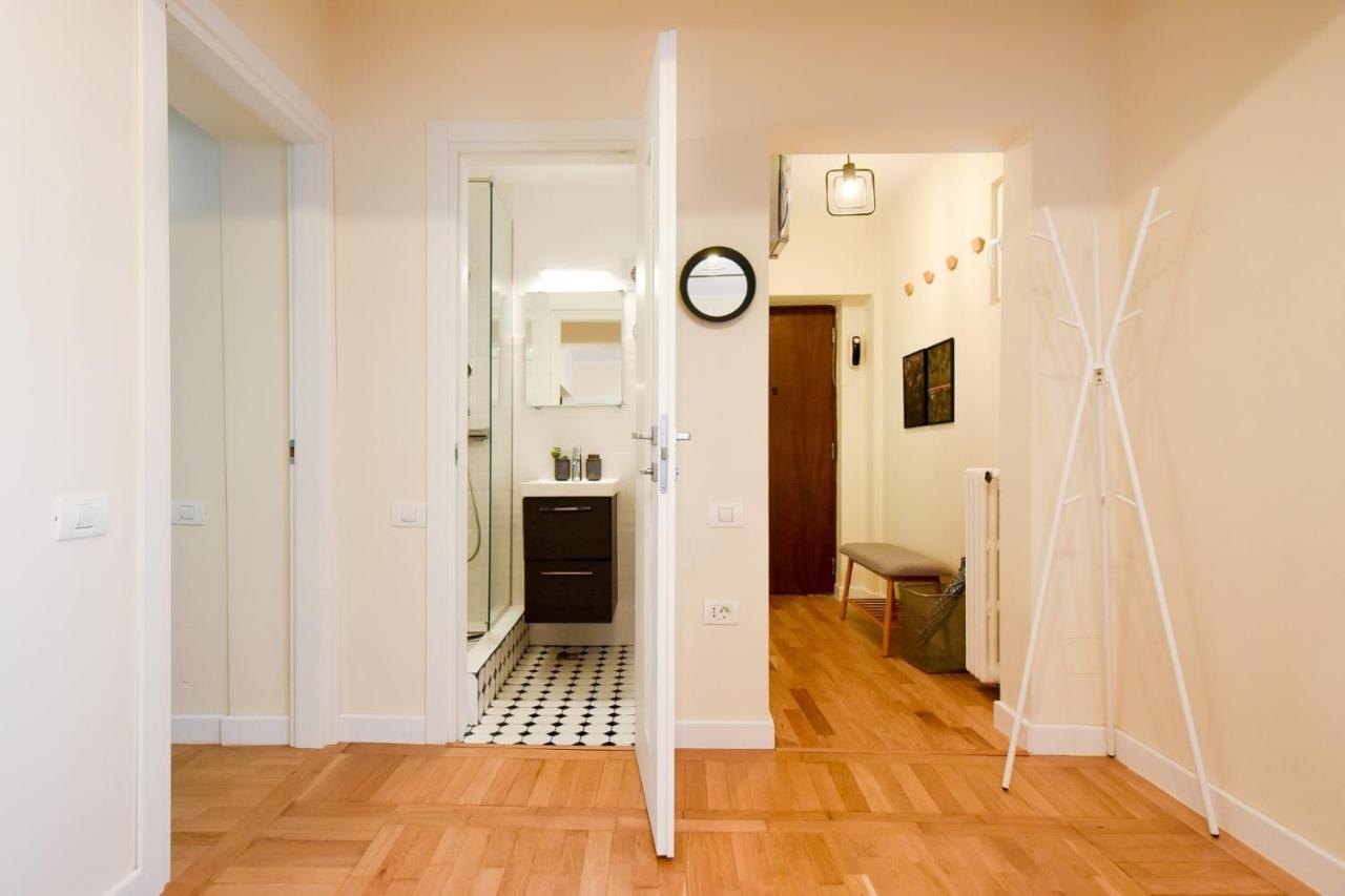 The Dream Apartment - Near Radisson Hotel Bukarest Kültér fotó