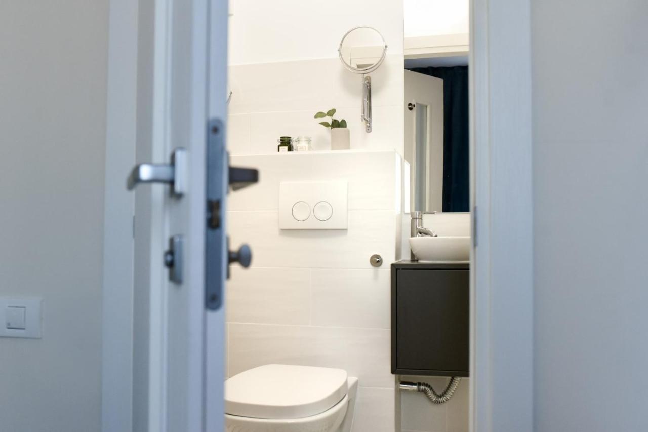 The Dream Apartment - Near Radisson Hotel Bukarest Kültér fotó
